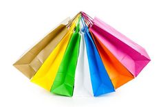 Papīra maisiņi: Moderns un videi draudzīgs risinājums jūsu vajadzībām