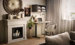 Kā organizēt rakstāmgaldu, lai veicinātu efektīvu darbu un kārtību?