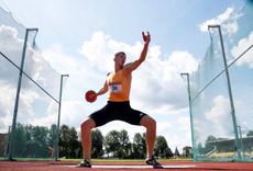 Rojs Suveizda uz viegliem panākumiem necer