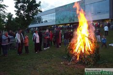 Slampe līgoja Saulgriežos