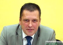 Kandavas mērs Štoferts atlaiž komunālās daļas vadītāju un atkāpjas no amata arī pats