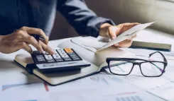 Gada ienākumu deklarācijas aicina iesniegt elektroniski un nesteigties to darīt marta pirmajās dienās