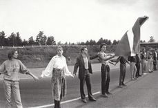 Ir laiks! Ir jāceļas!