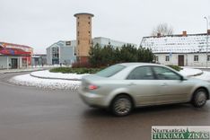 Kā īsti jābrauc apļveida krustojumā? 