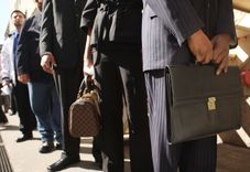 Par pusgadu pagarinās NVA inspektoru asistentu prakses bezdarbniekiem