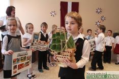 Latvijas dzimšanas diena – bērnudārzā «Vālodzīte» /VIDEO/