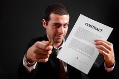 Policija brīdina - aktivizējušies dažāda veida krāpnieki   