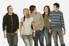 Kur jauniešiem dabūt naudu?