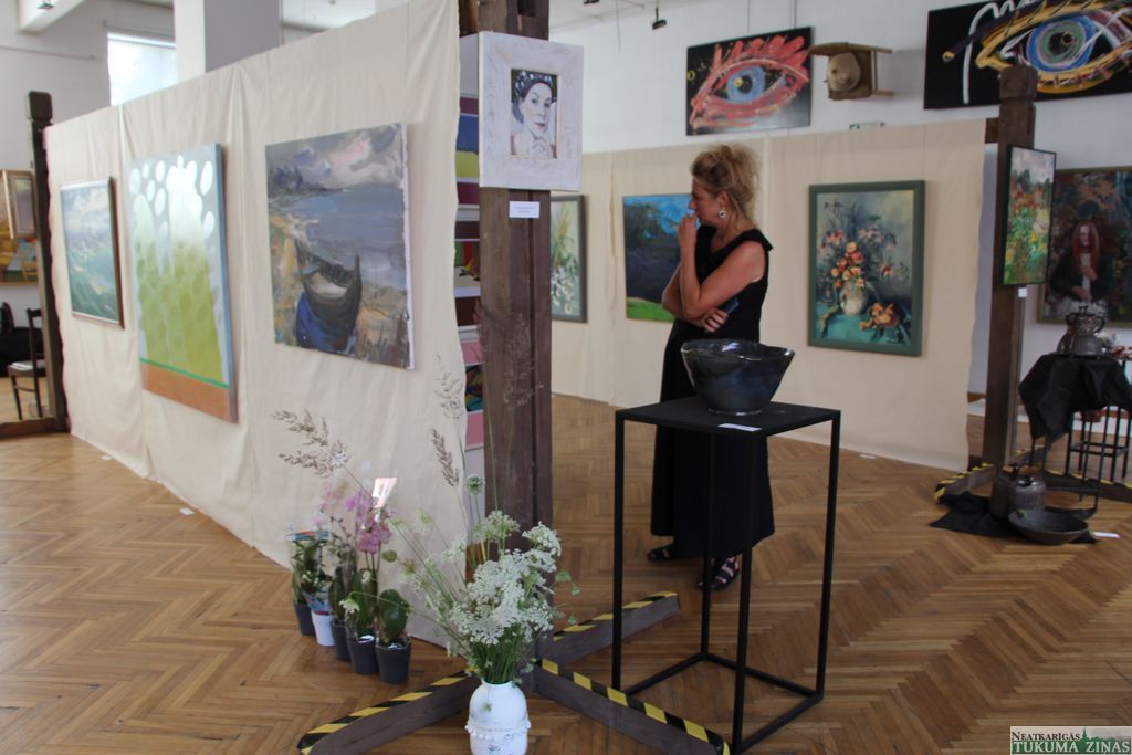 Gallery image 158780