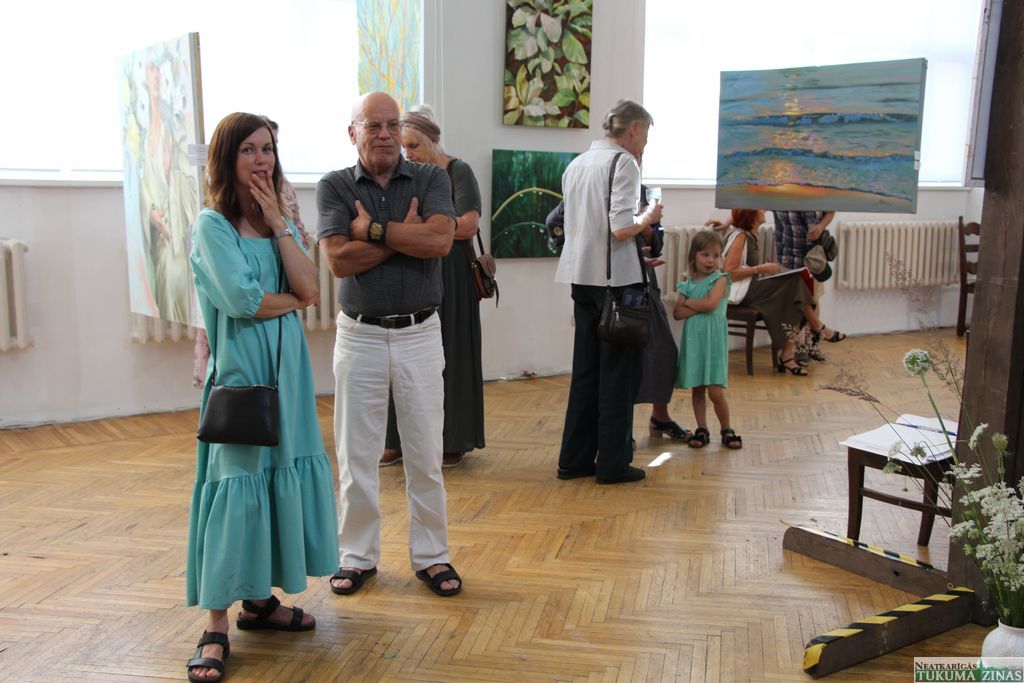 Tukuma mākslinieku grupas izstādes atklāšanā Rīgā