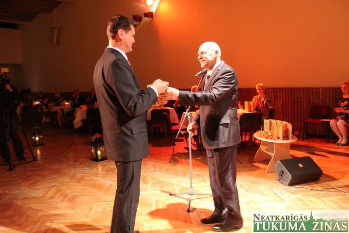 Gallery image 175372