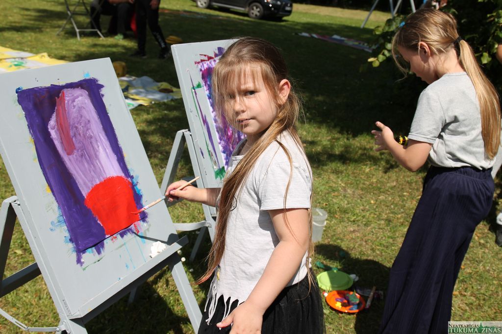 Gallery image 153775