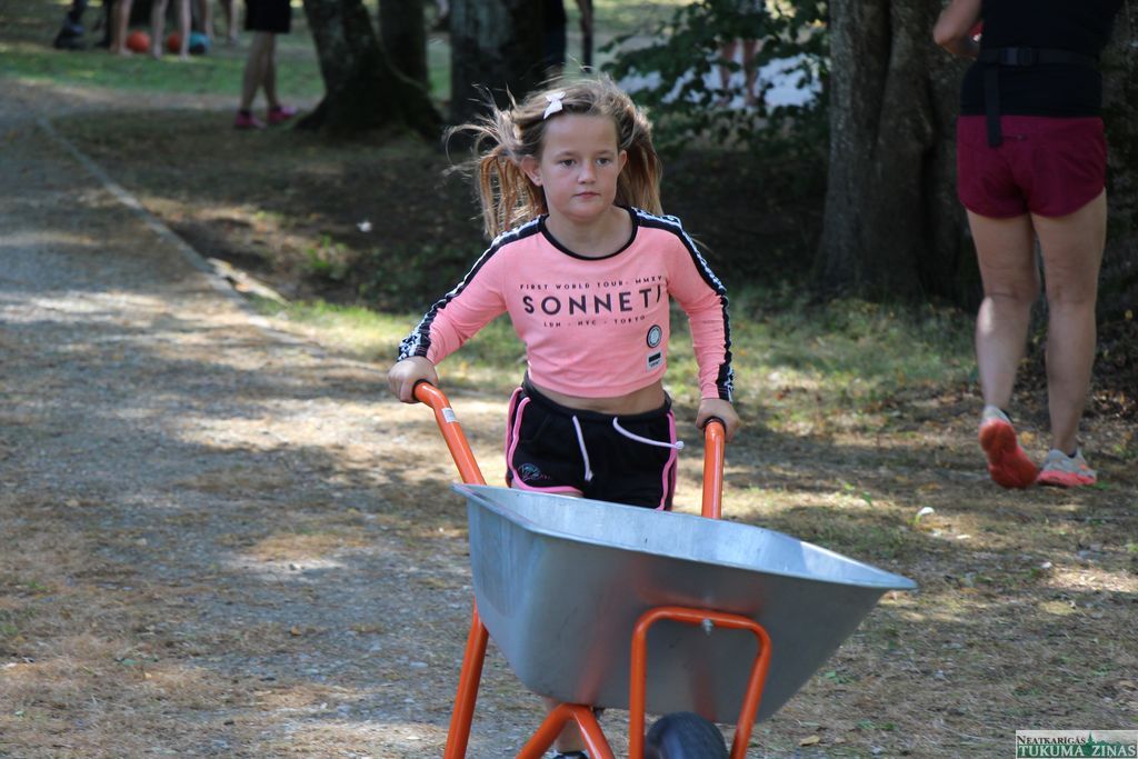 Gallery image 158609