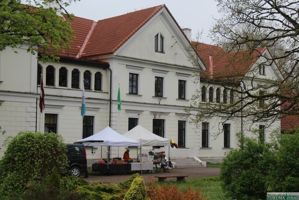 Gallery image 159285