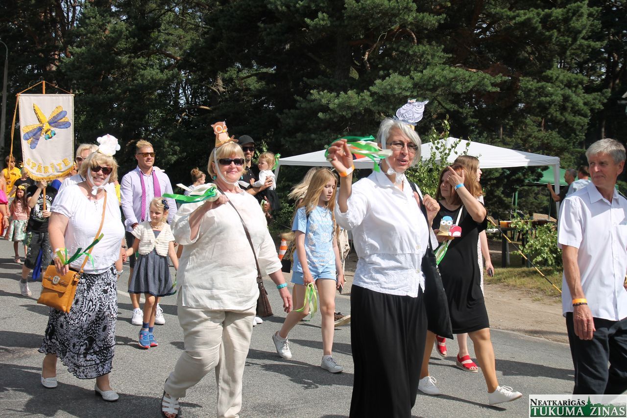 Gallery image 159005