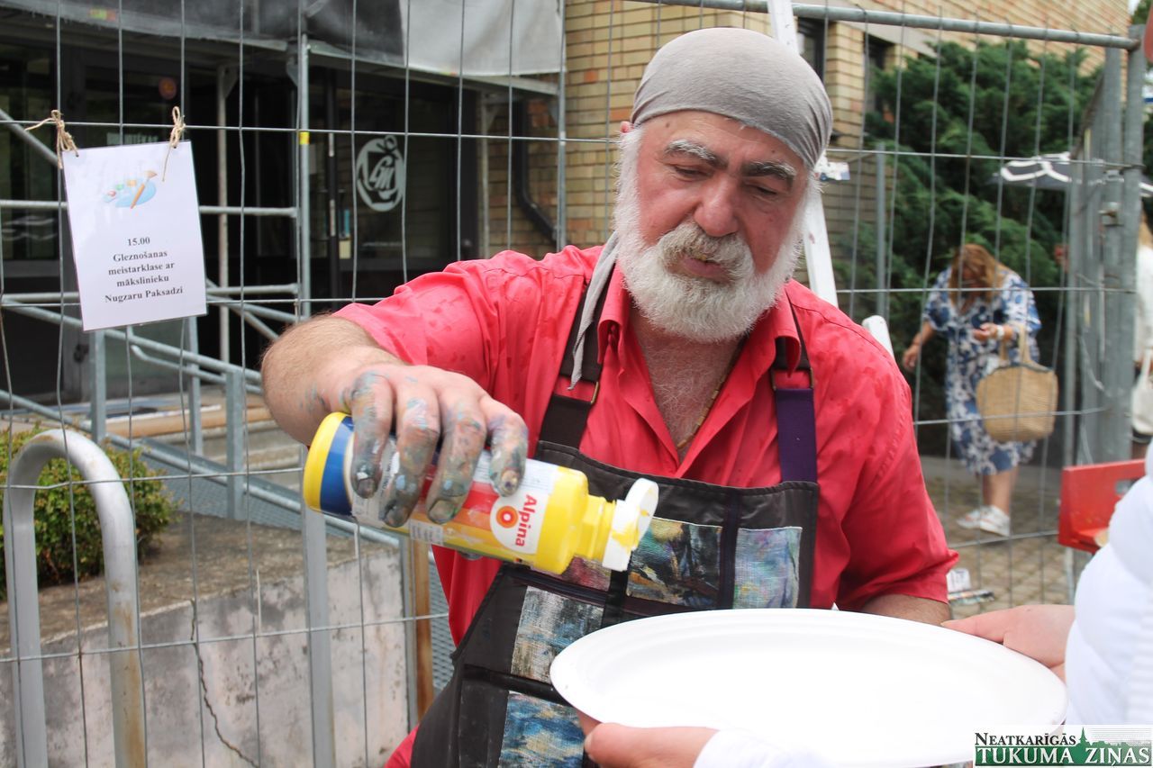 Gallery image 158943