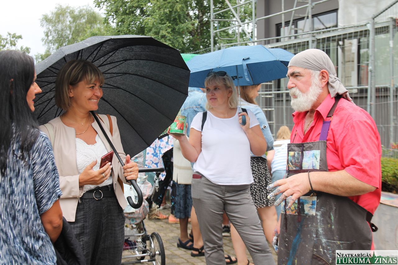 Gallery image 158944